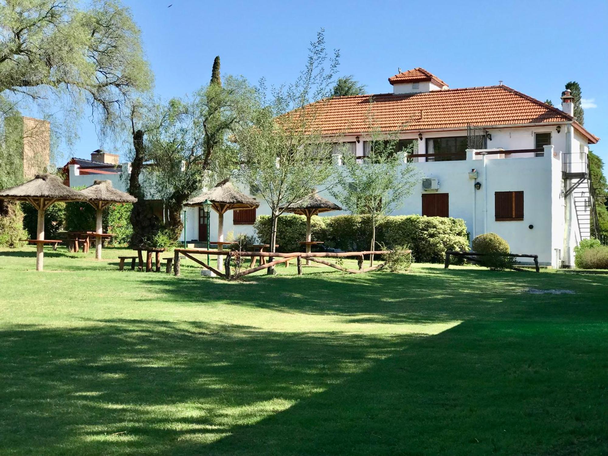 Hotel De Los Cesares Villa de Merlo Exterior photo